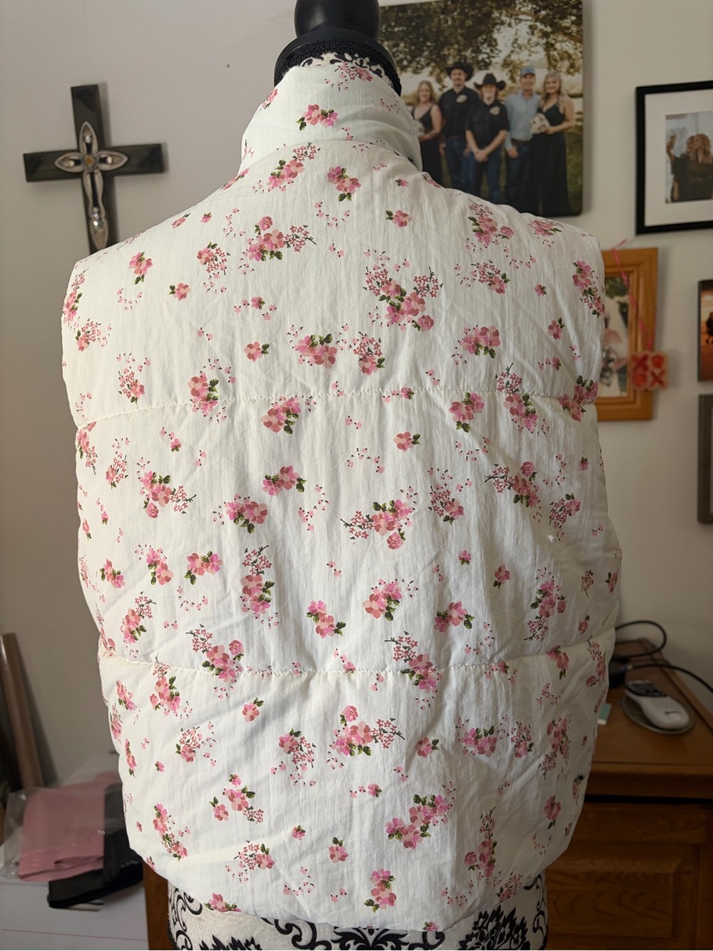Vest - Picture 3 of 3